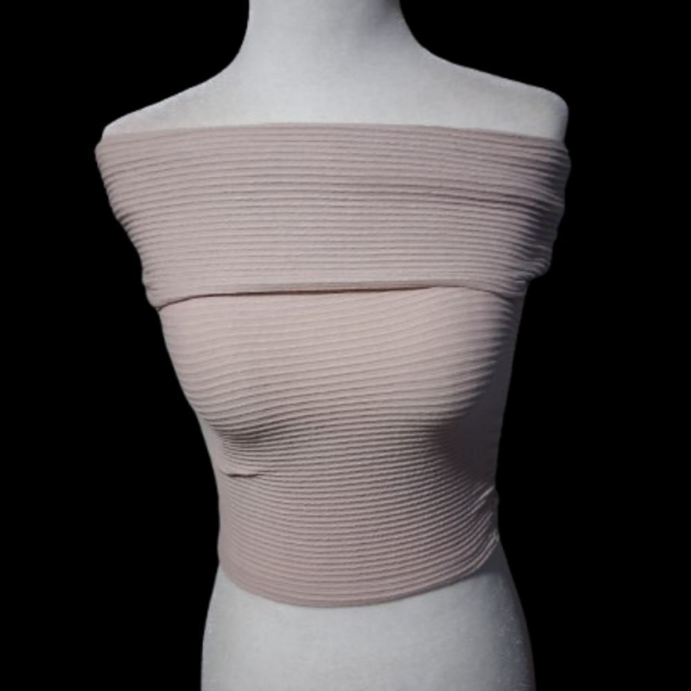 New "NWT"Discreet Ribbed Off-Shoulder Crop Top - Cream, SMALL